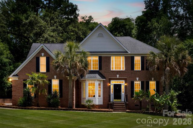 6520 Hollow Oak Drive, Mint Hill, NC 28227
