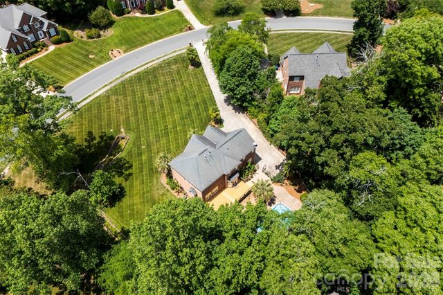 6520 Hollow Oak Drive, Mint Hill, NC 28227