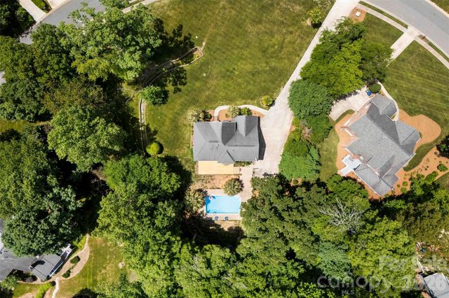6520 Hollow Oak Drive, Mint Hill, NC 28227