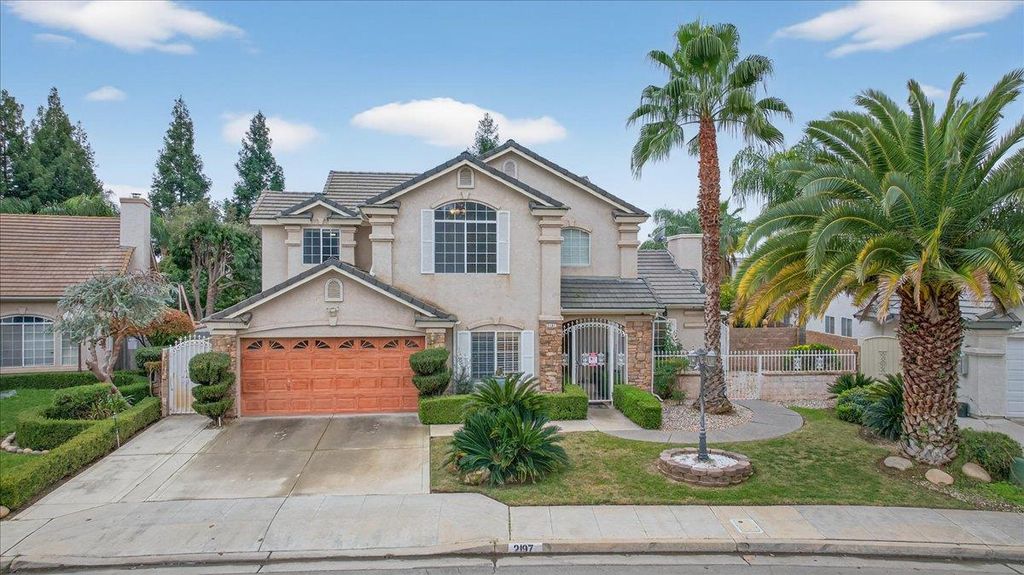 2197 E Ticonderoga Drive, Fresno, CA 93720