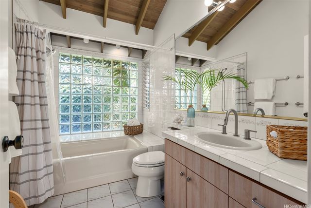 1110 Ilikala Place, Kailua, HI 96734