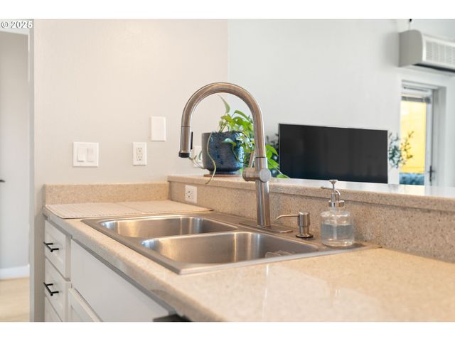 1125 Nw 9TH Ave 517, Portland, OR 97209