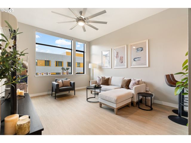 1125 Nw 9TH Ave 517, Portland, OR 97209