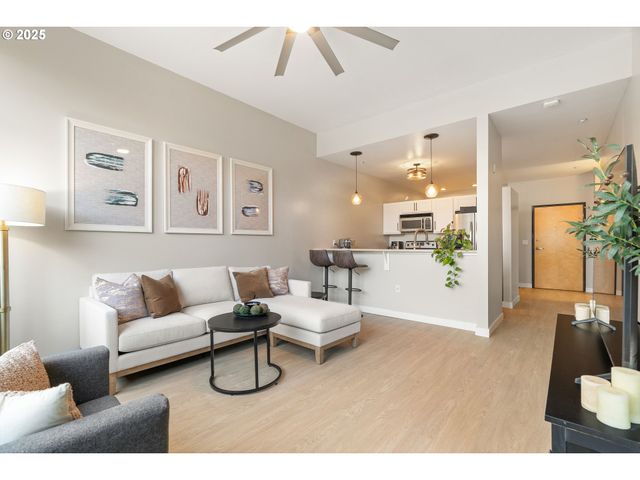 1125 Nw 9TH Ave 517, Portland, OR 97209