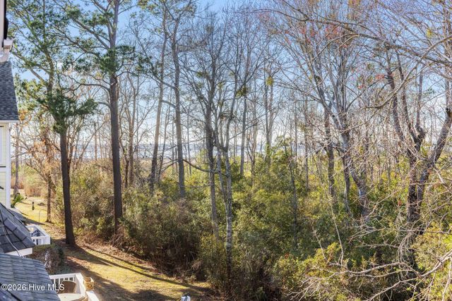 200 River Gate Lane, Wilmington, NC 28412