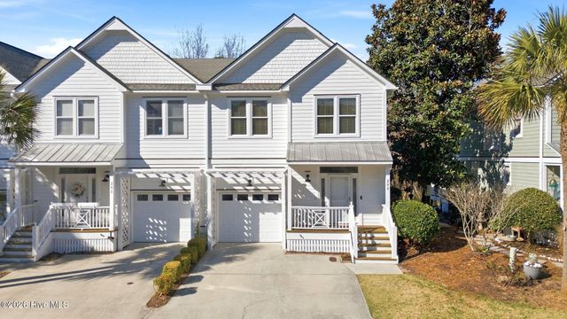 200 River Gate Lane, Wilmington, NC 28412