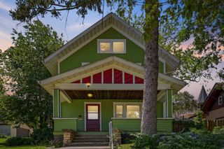 516 W 11th Street, Cedar Falls, IA 50613