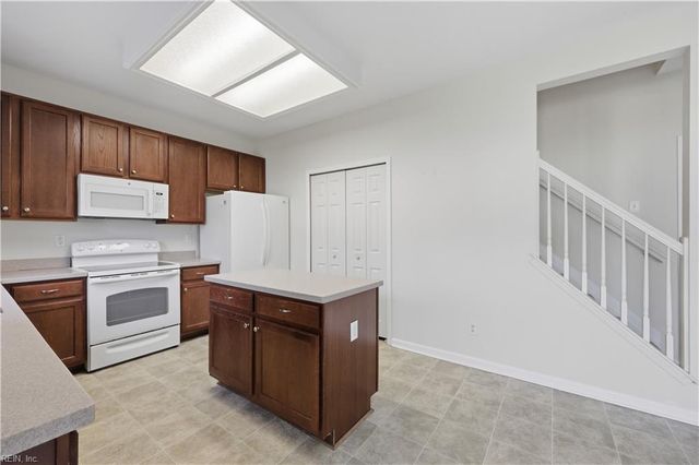 402 Calvin ST, Suffolk, VA 23435