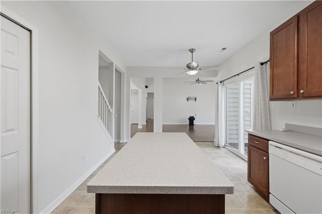 402 Calvin ST, Suffolk, VA 23435