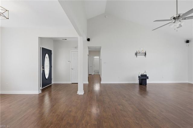 402 Calvin ST, Suffolk, VA 23435