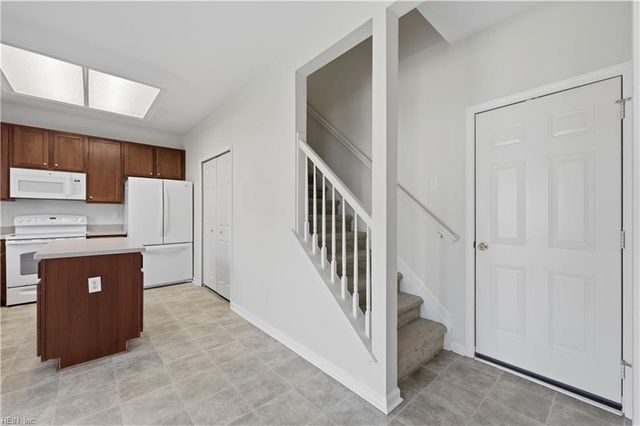 402 Calvin ST, Suffolk, VA 23435
