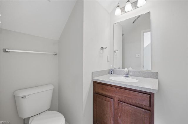 402 Calvin ST, Suffolk, VA 23435