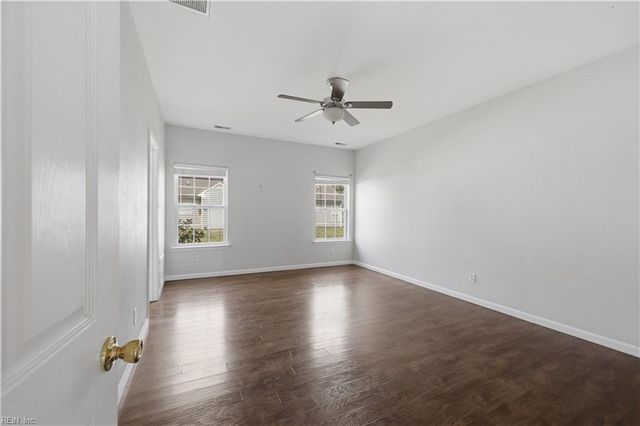 402 Calvin ST, Suffolk, VA 23435