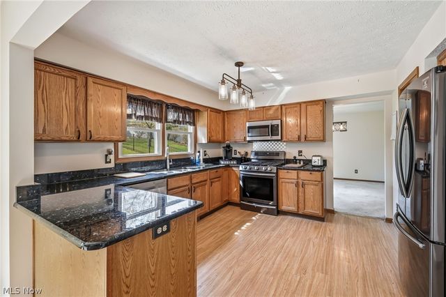 5415 Andover Drive, Parma, OH 44134