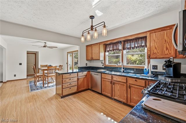 5415 Andover Drive, Parma, OH 44134