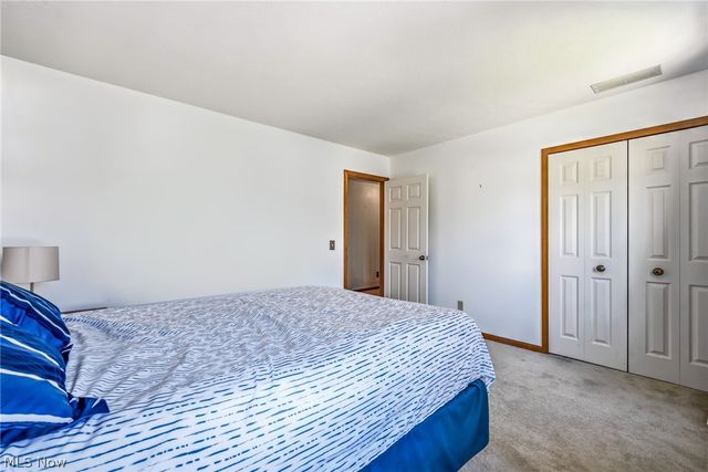 5415 Andover Drive, Parma, OH 44134