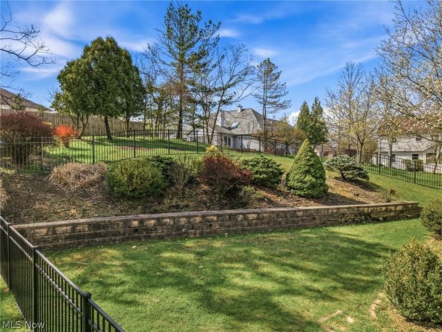 5415 Andover Drive, Parma, OH 44134