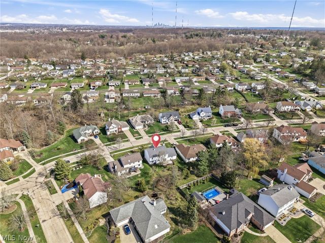 5415 Andover Drive, Parma, OH 44134