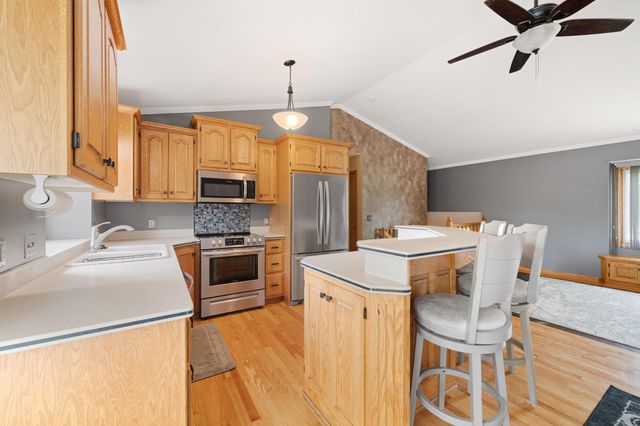 550 Mckinley Street, Anoka, MN 55303