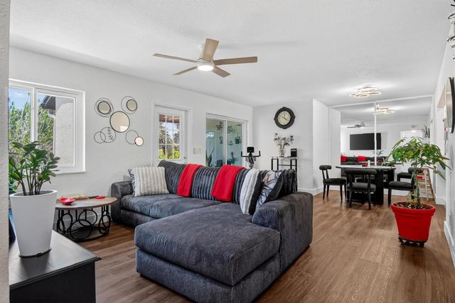 5930 Whispering Pine Way B-2, Greenacres, FL 33463