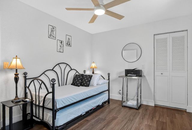 5930 Whispering Pine Way B-2, Greenacres, FL 33463