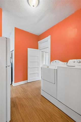 2518 Charlotte Street, Kansas City, MO 64108