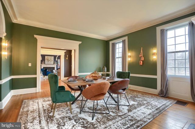 818 W UNIVERSITY PKWY, Baltimore, MD 21210