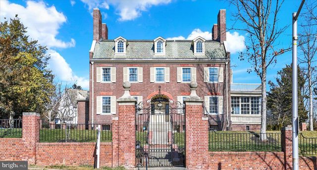 818 W UNIVERSITY PKWY, Baltimore, MD 21210