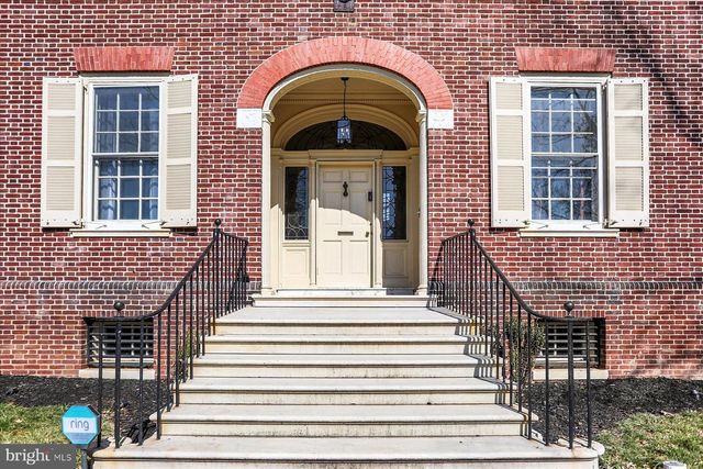 818 W UNIVERSITY PKWY, Baltimore, MD 21210