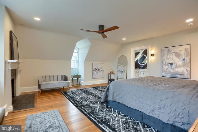 818 W UNIVERSITY PKWY, Baltimore, MD 21210