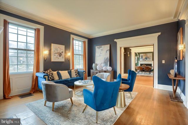 818 W UNIVERSITY PKWY, Baltimore, MD 21210