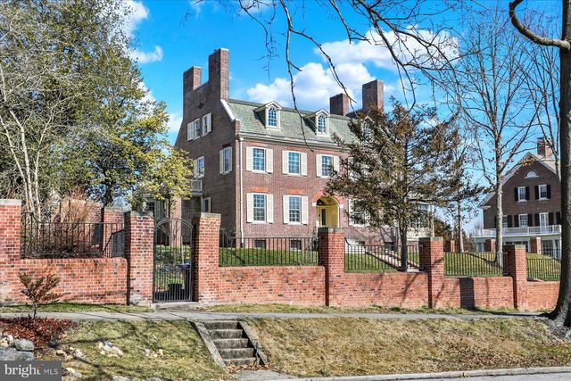 818 W UNIVERSITY PKWY, Baltimore, MD 21210