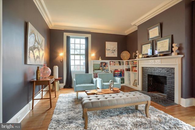 818 W UNIVERSITY PKWY, Baltimore, MD 21210
