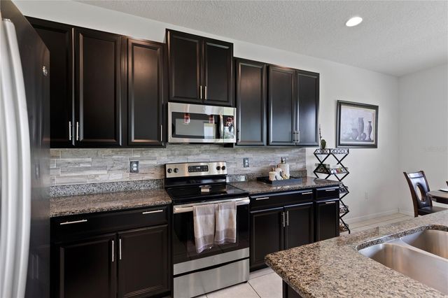 240 TRINITY RIDGE CIRCLE, Davenport, FL 33897