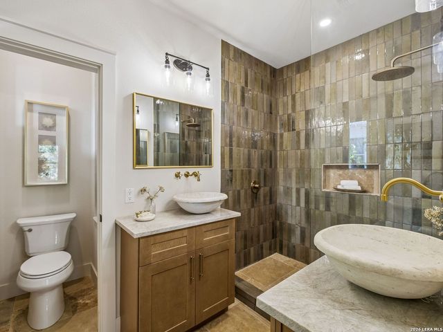 850 Estes Avenue, San Antonio, TX 78209