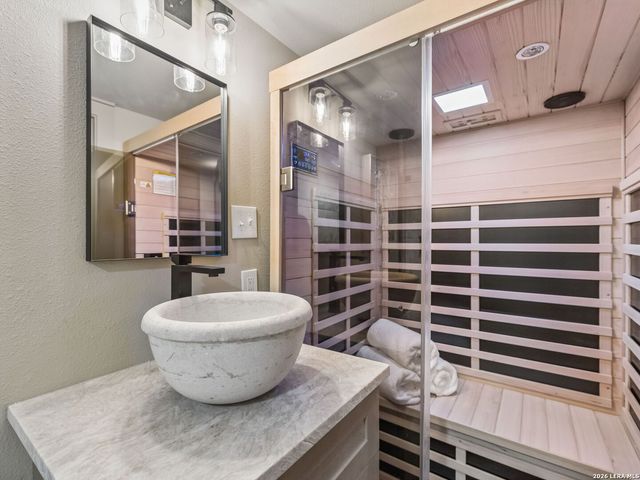 850 Estes Avenue, San Antonio, TX 78209