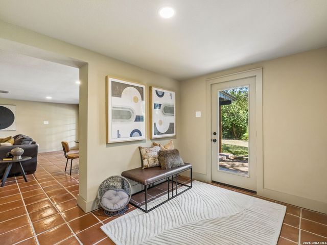 850 Estes Avenue, San Antonio, TX 78209