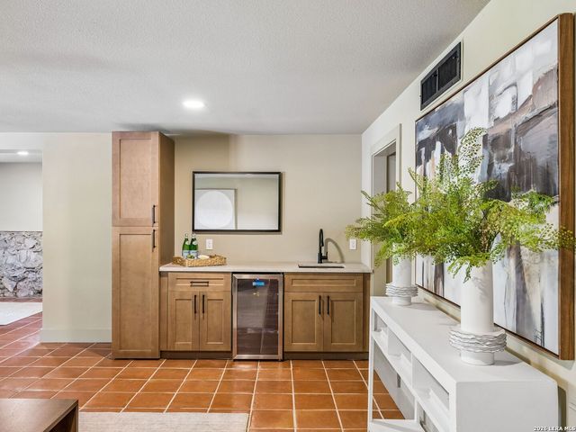 850 Estes Avenue, San Antonio, TX 78209