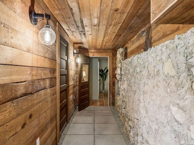 850 Estes Avenue, San Antonio, TX 78209