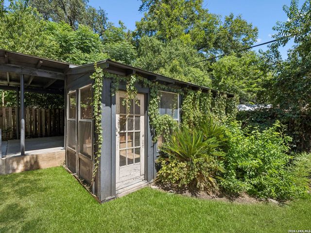 850 Estes Avenue, San Antonio, TX 78209