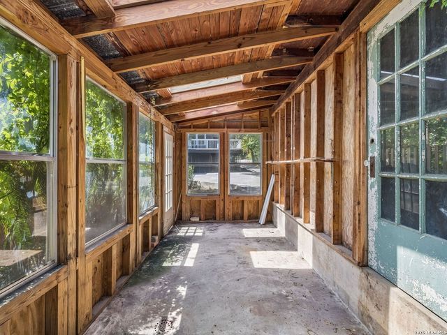 850 Estes Avenue, San Antonio, TX 78209