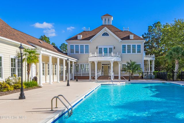 3535 Fairway Crest Drive SW, Shallotte, NC 28470