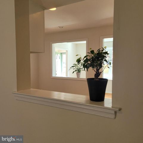 430 CARMARTHEN CT, Exton, PA 19341