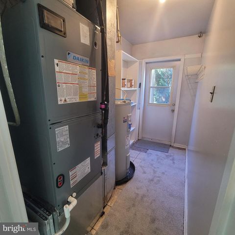 430 CARMARTHEN CT, Exton, PA 19341