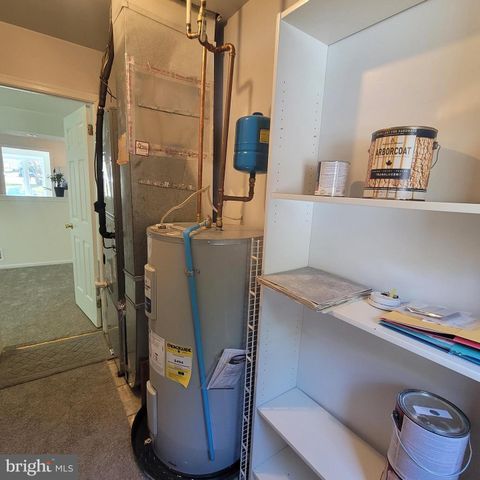 430 CARMARTHEN CT, Exton, PA 19341