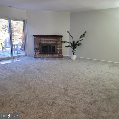 430 CARMARTHEN CT, Exton, PA 19341