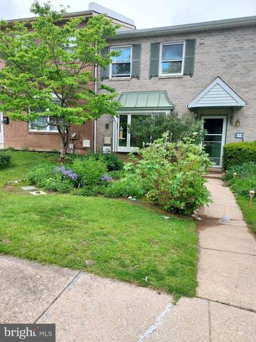 430 CARMARTHEN CT, Exton, PA 19341