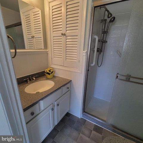 430 CARMARTHEN CT, Exton, PA 19341