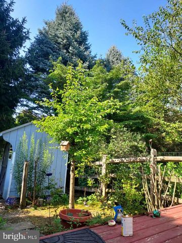 430 CARMARTHEN CT, Exton, PA 19341