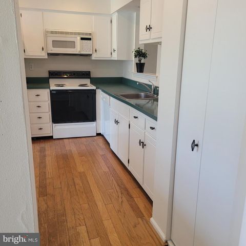 430 CARMARTHEN CT, Exton, PA 19341